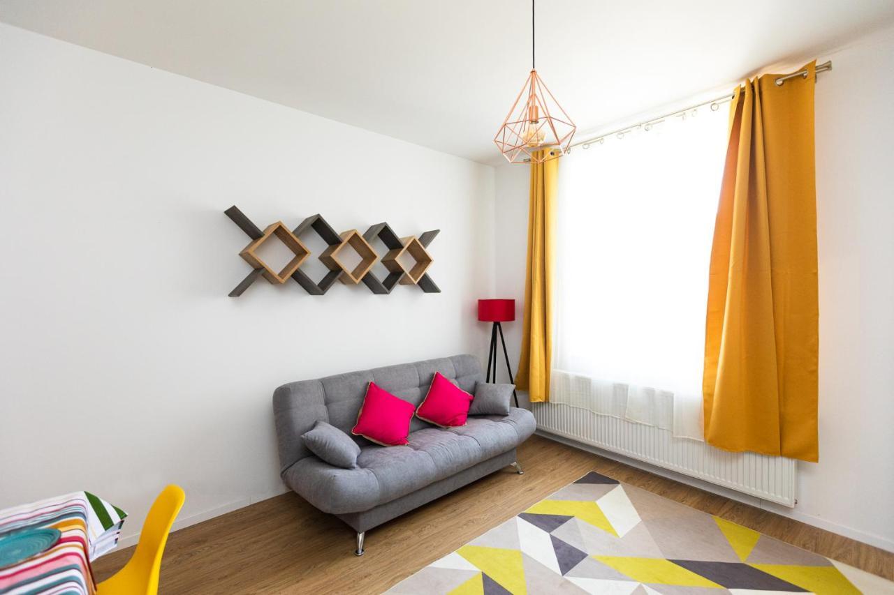 Colorful & Cozy Condo Cluj-Napoca Eksteriør billede